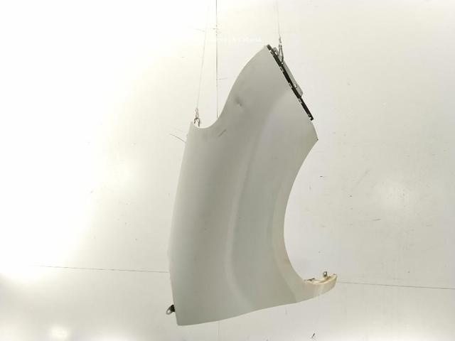 Błotnik przedni prawy 95509342 OPEL