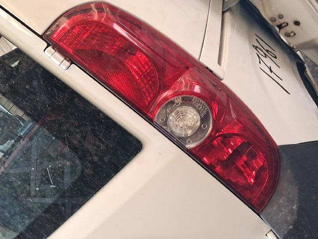 Lampa zespolona tylna prawa 95513785 OPEL