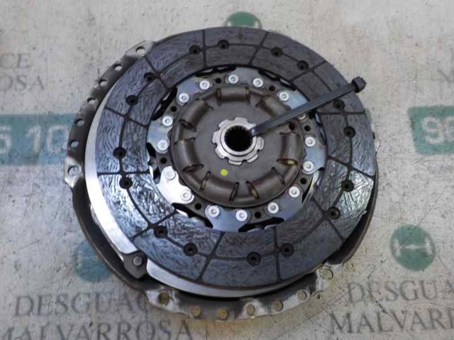 Zestaw sprzęgła (3 części) 95518829 OPEL