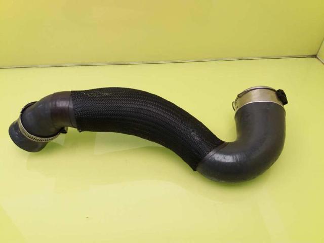 Przewód (króciec) intercoolera 95524032 OPEL