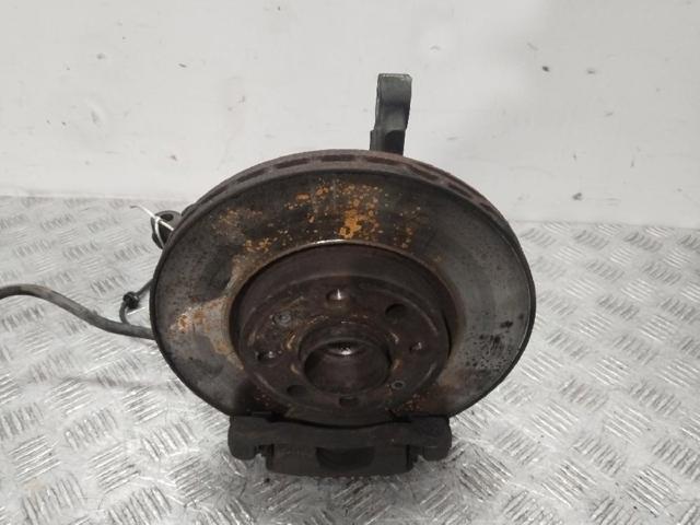 Czop (zwrotnica) przedni lewy 95524780 OPEL