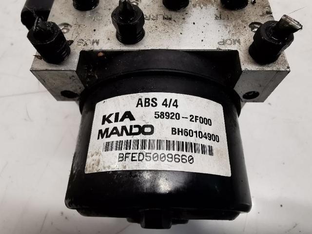 Sterownik ABS  hydrauliczny KIA Cerato 1 LD