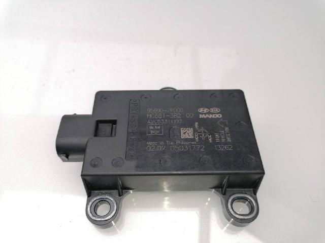 956902P000 Hyundai/Kia