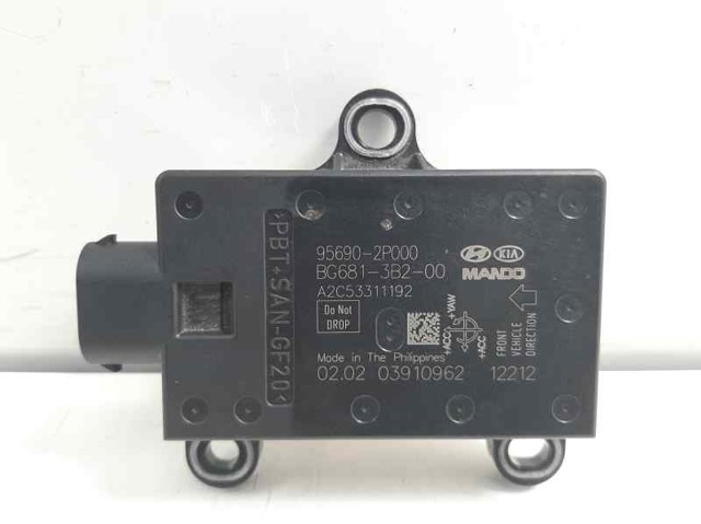 956902P000 Hyundai/Kia
