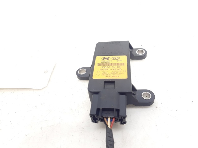956903V100 Hyundai/Kia