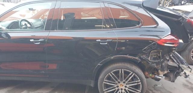 Drzwi tylne lewe 95853301101GRV PORSCHE