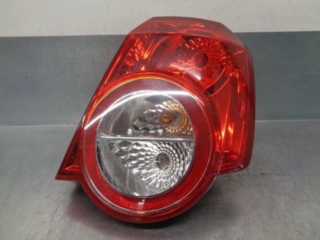 Lampa zespolona tylna prawa 95952067 GM