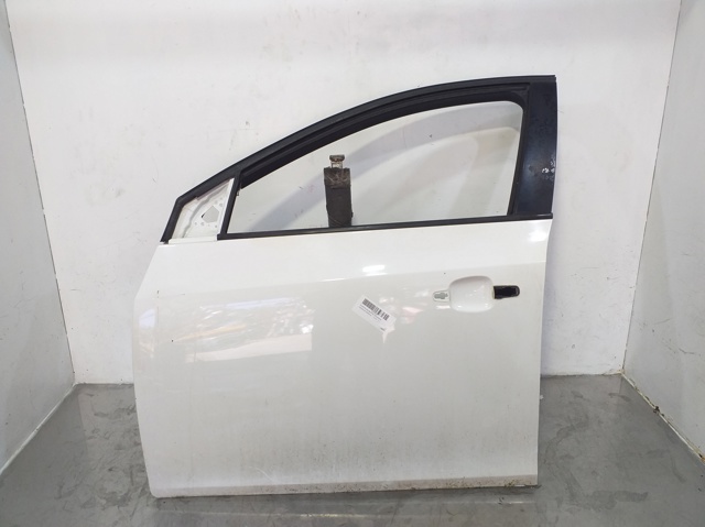 Drzwi przednie lewe 95987757 GM