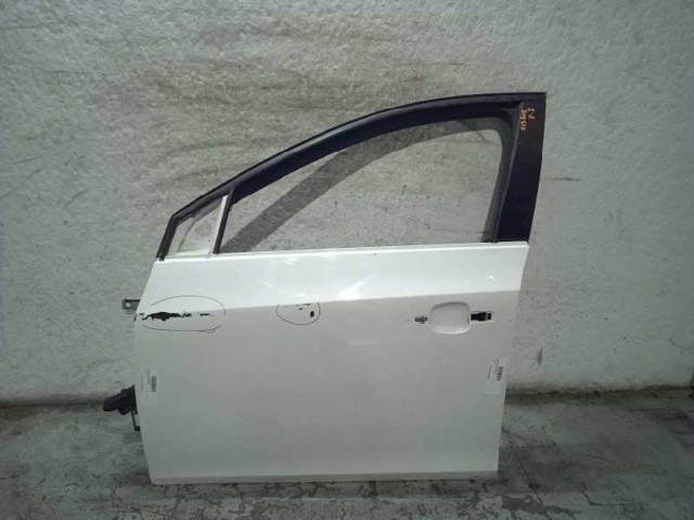 Drzwi przednie lewe 95987757 GM