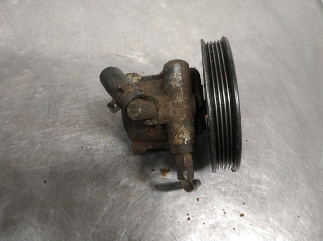 Pompa wspomagania hydraulicznego kierownicy 95AB3A674BA FORD