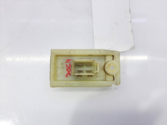 Rezystor wentylatora nagrzewnicy (ogrzewacza kabiny) 95BW18B647AA FORD