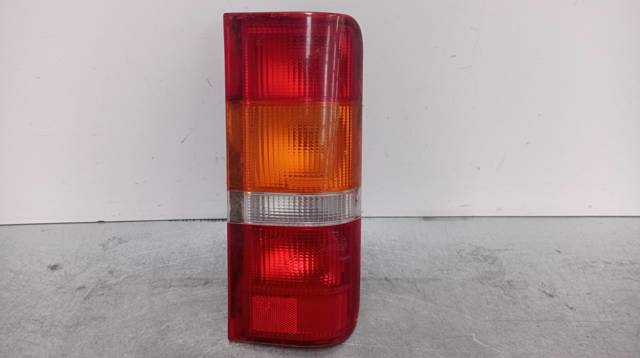 Lampa zespolona tylna prawa 95VG13404AC FORD