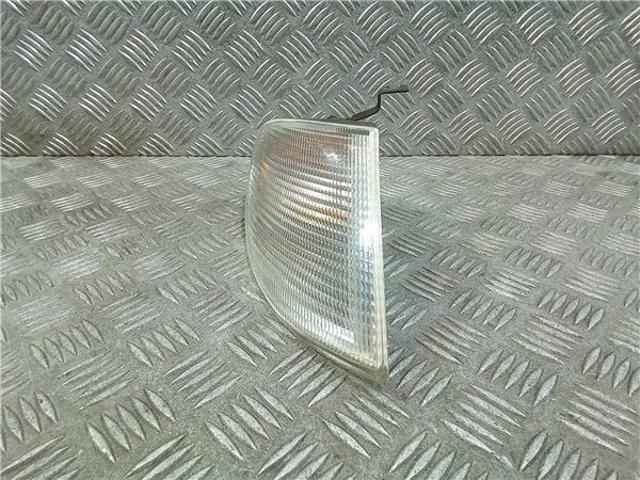 Kierunkowskaz prawy 95VW13368AC FORD