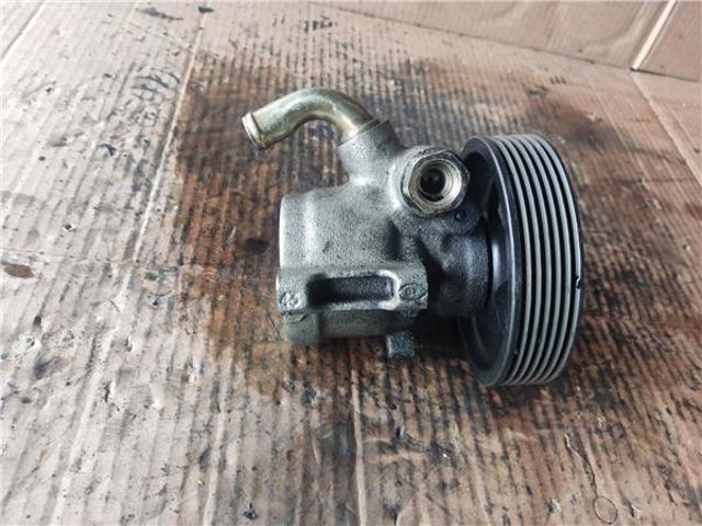 Pompa wspomagania hydraulicznego kierownicy 9610519980 PEUGEOT