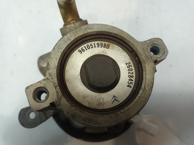 Pompa wspomagania hydraulicznego kierownicy 9610519980 PEUGEOT