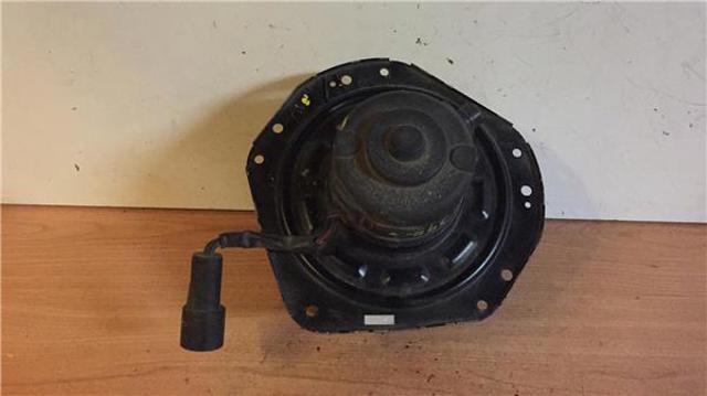 Silniczek wentylatora nagrzewnicy (ogrzewacza wnętrza) 96168699 GM