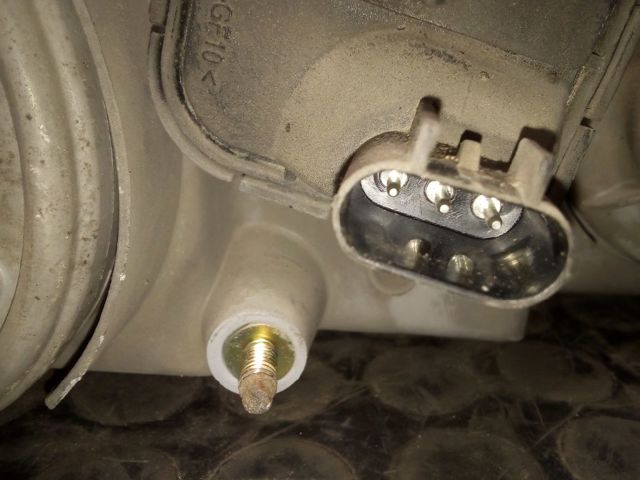 Reflektor lewy Daewoo Espero KLEJ