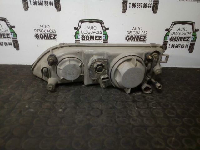 Reflektor prawy Daewoo Espero KLEJ