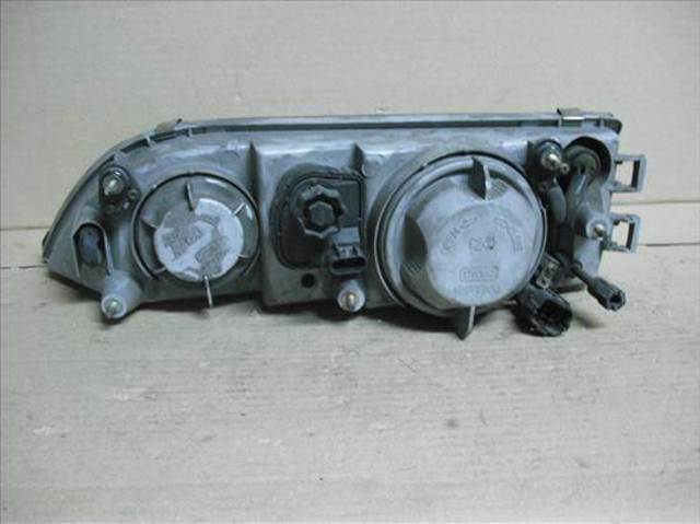 Reflektor prawy Daewoo Espero KLEJ