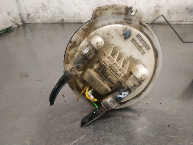 Czujnik poziomu paliwa w zbiorniku Peugeot 406 8E, F