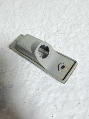 Lampa oświetlenia tylnej tablicy rejestracyjnej 96190751 GM