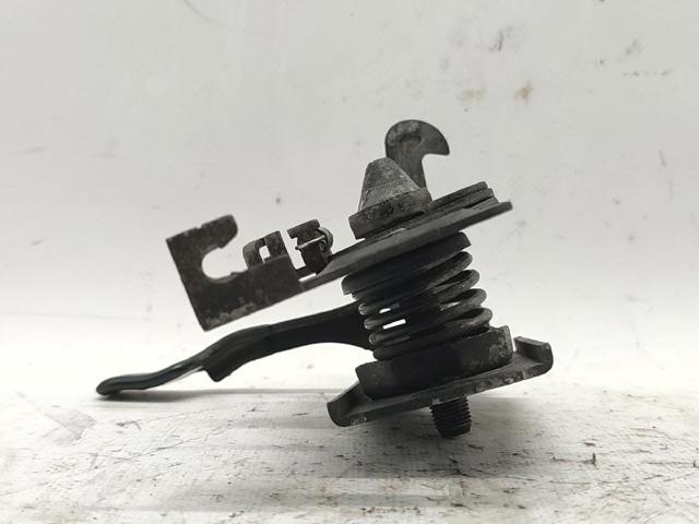 Zamek maski Daewoo Nubira 1 J10, J15