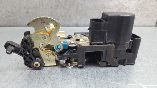 Zamek drzwi tylnych prawych do Chevrolet Evanda V200
