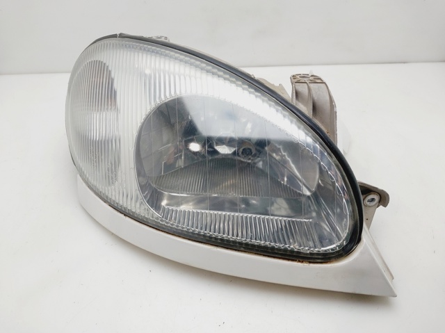 Reflektor prawy 96226417 GM