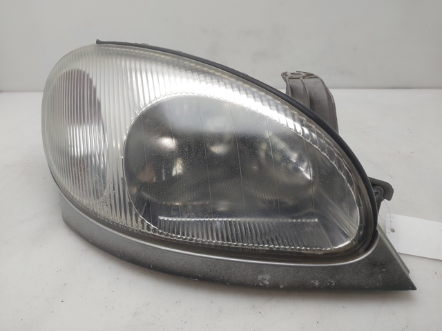 Reflektor prawy 96226417 GM