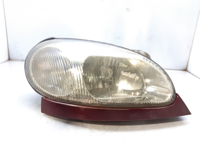 Reflektor prawy 96226417 GM
