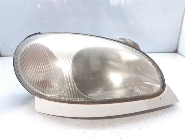 Reflektor prawy 96226417 GM
