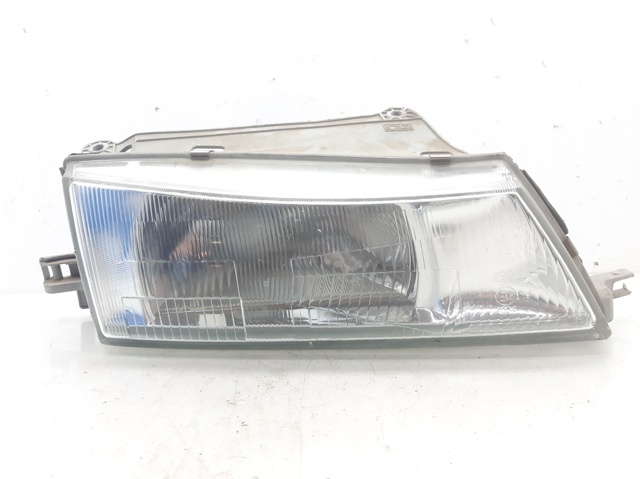 Reflektor prawy 96232205 GM