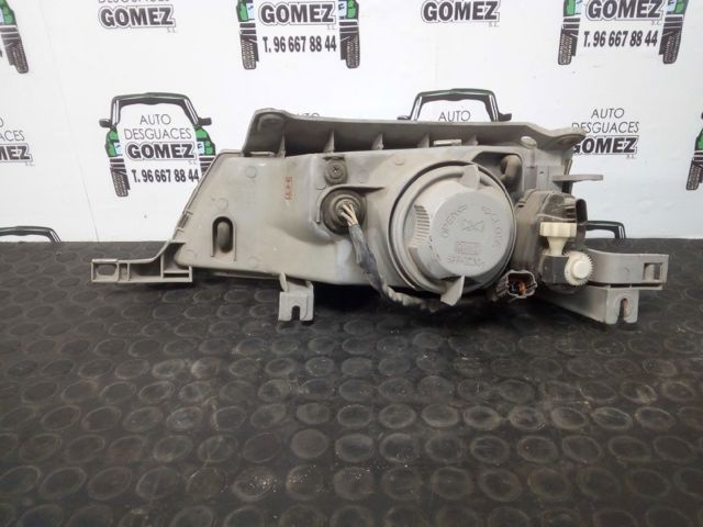 Reflektor prawy 96232205 GM