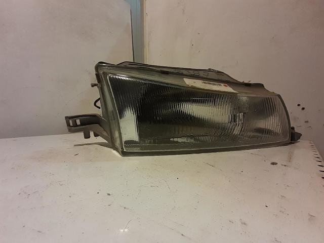 Reflektor prawy 96232205 GM