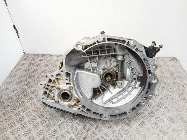 Mechaniczna skrzynia biegów w komplecie 96243178 GM
