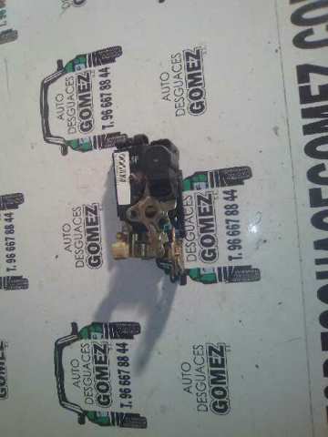 Zamek drzwi przednich prawych 96260988 GM