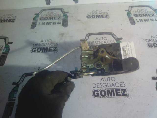 Zamek drzwi tylnych prawych 96260996 GM