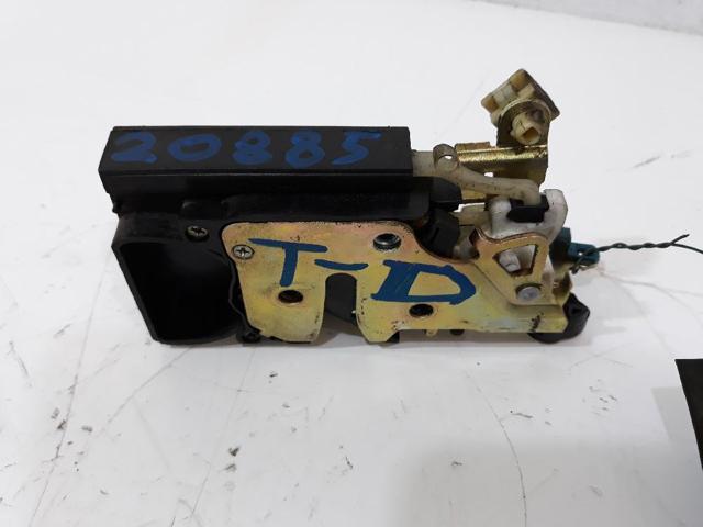 Zamek drzwi tylnych prawych 96260996 GM