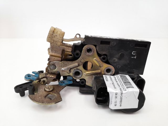 Zamek drzwi tylnych prawych 96260996 GM