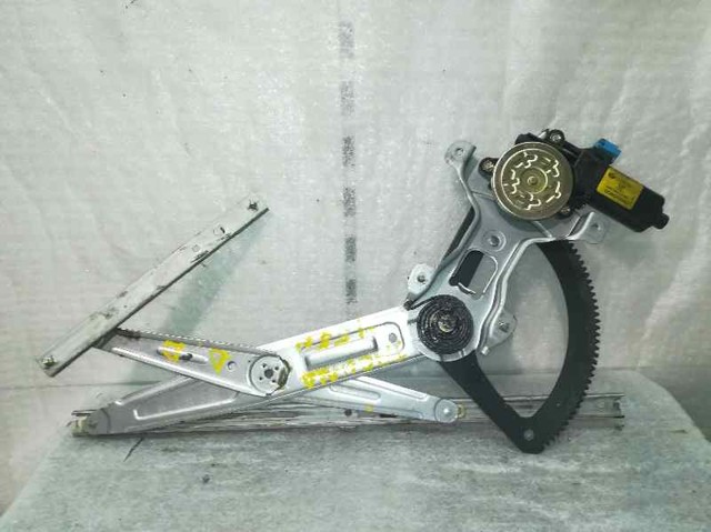 Mechanizm podnoszenia szyby drzwi przednich prawych 96261057 GM