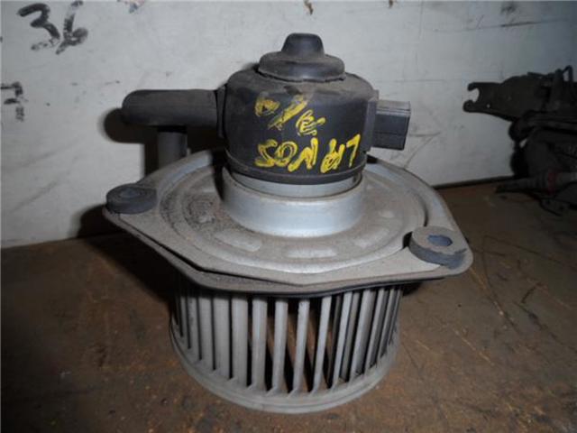 Silniczek wentylatora nagrzewnicy (ogrzewacza wnętrza) 96271363 GM