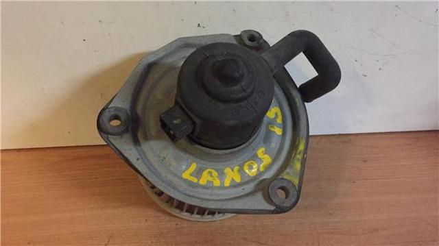 Silniczek wentylatora nagrzewnicy (ogrzewacza wnętrza) 96271363 GM