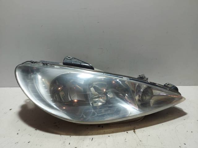 Reflektor prawy 9628666780 PEUGEOT