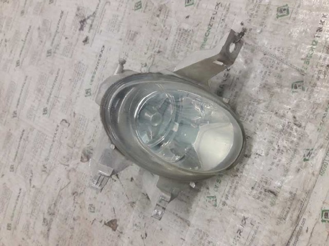 Lampa przeciwmgielna lewa 9628734080 PEUGEOT