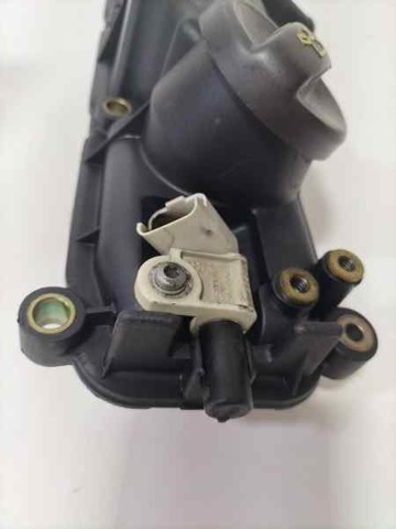 Pokrywa zaworowa 9630142180 PEUGEOT