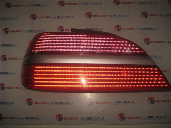 Lampa tylna Peugeot 406