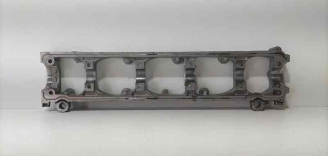 Głowica cylindrów 9630377610 PEUGEOT