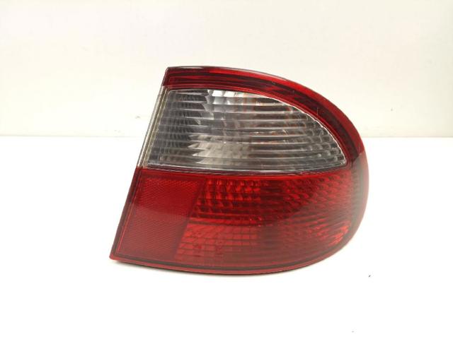 Lampa zespolona tylna prawa zewnętrzna 96304621 GM