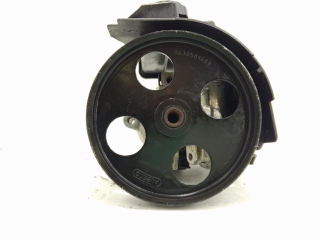 Pompa wspomagania hydraulicznego kierownicy 9631411580 PEUGEOT