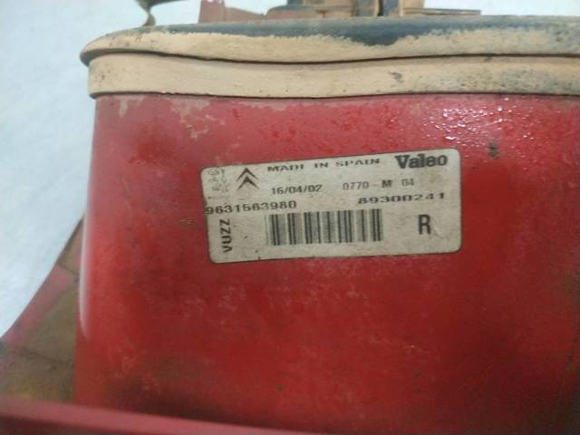 Lampa zespolona tylna prawa 9631563980 PEUGEOT